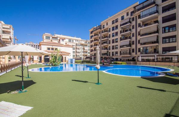 Sale of flat in Piso en Portes Encarnades-Torreta-Portalada, Elche / Elx, Elche / Elx
thumbnail 2