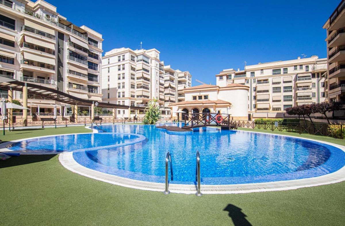 Venta de piso en Piso en Portes Encarnades-Torreta-Portalada, Elche / Elx, Elche / Elx
photo 3
