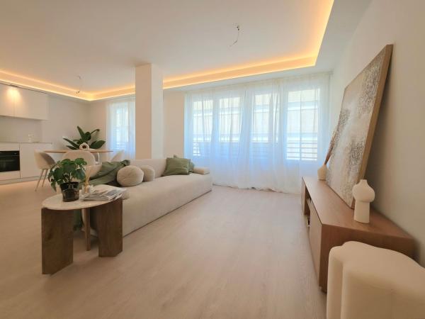 Venta de piso en Piso en Avenida Maisonnave, 9, Ensanche-Diputación, Alicante / Alacant, Alicante / Alacant
 photo 4