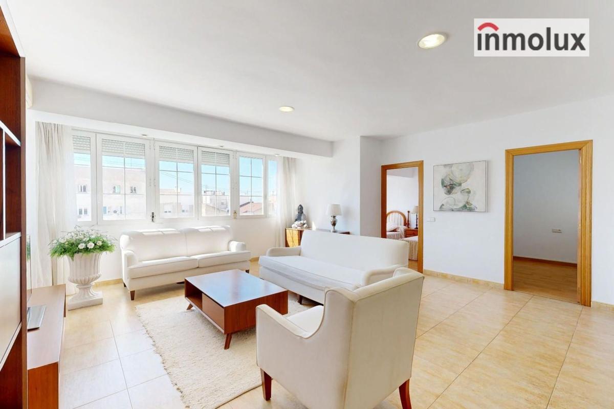 Продажа квартиры на Piso en Calle Sant Joan Bosco, Ensanche-Diputación, Alicante / Alacant, Аликанте / Алакант
photo 1