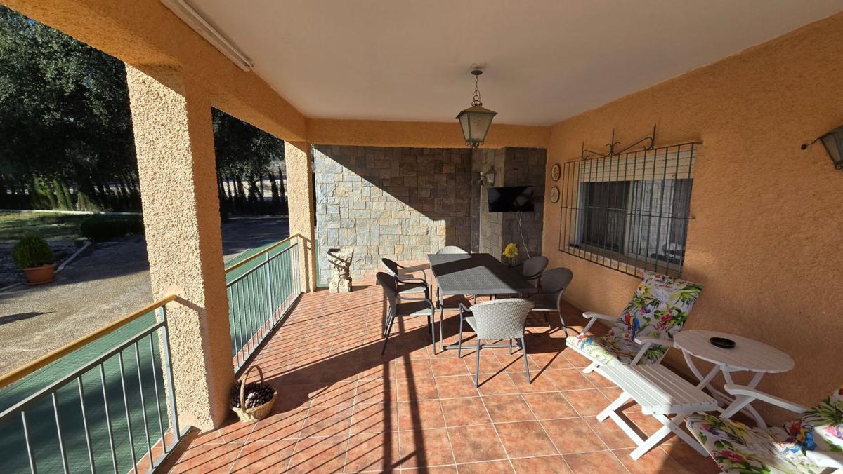 Продажа загородного участка в  Finca rústica en Salinas , Салинас photo 4
