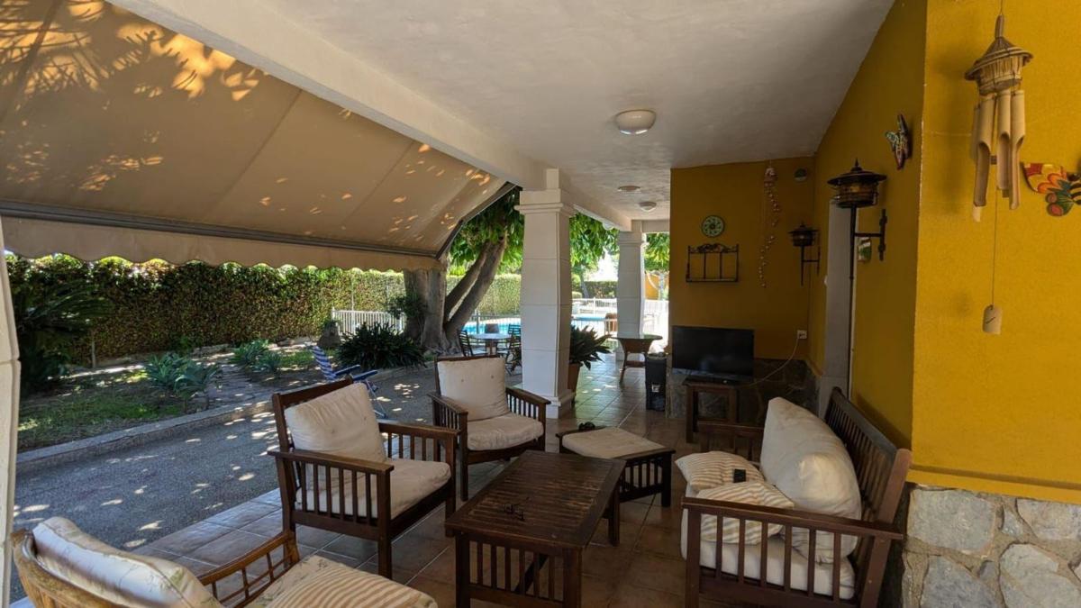 Properties for sale and rent in Spain photo 1