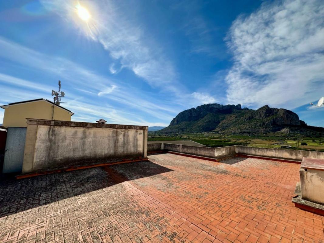 Properties for sale and rent in Spain photo 1