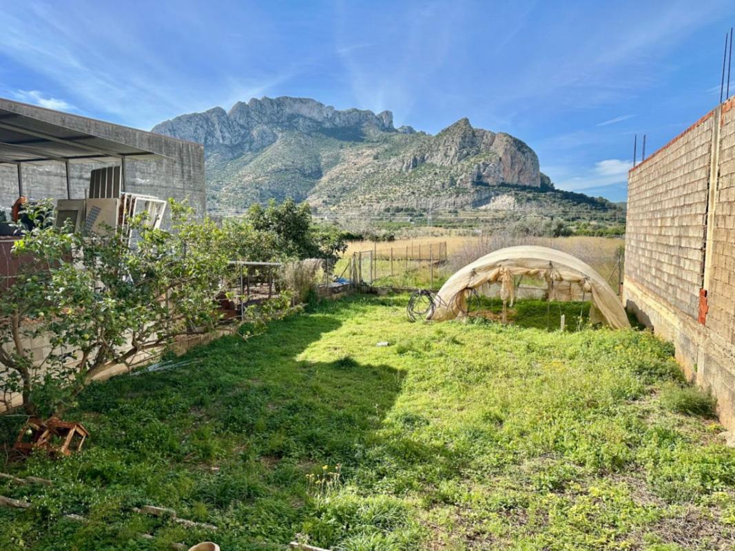 Properties for sale and rent in Spain photo 2