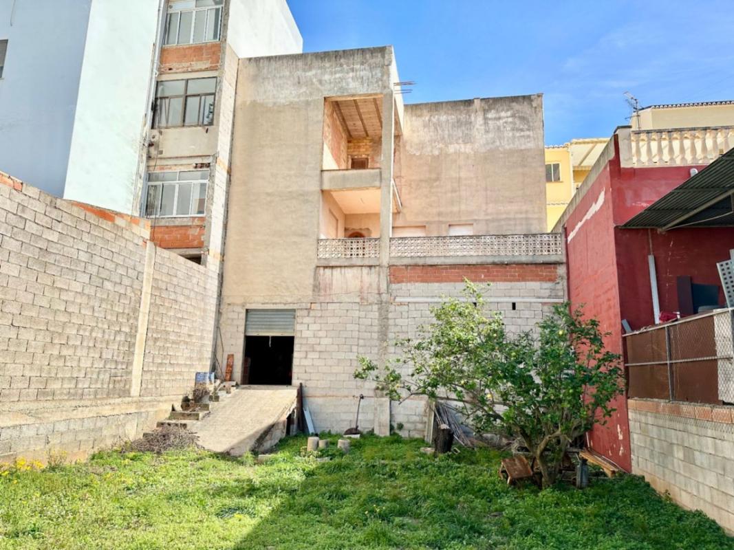 Properties for sale and rent in Spain photo 3