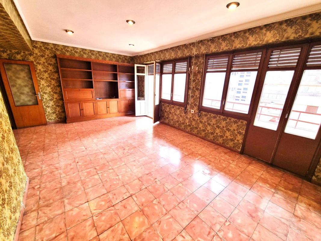 Venta de piso en Piso en Calle Pintor Cabrera, 6, Ensanche-Diputación, Alicante / Alacant, Alicante / Alacant
photo 1