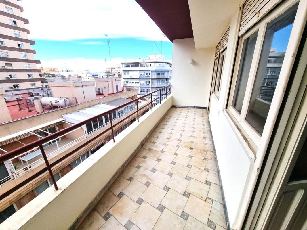 Venta de piso en Piso en Calle Pintor Cabrera, 6, Ensanche-Diputación, Alicante / Alacant, Alicante / Alacant
photo 4