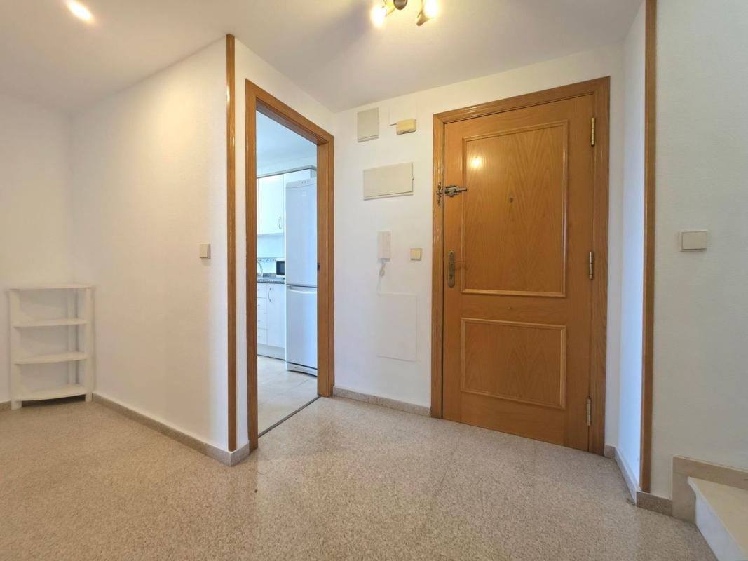 Продажа пентхауса на Ático en Calle Foguerer José Angel Guirao, 5, Garbinet - Parque de las Avenidas, Alicante / Alacant, Аликанте / Алакант photo 5