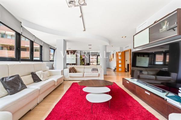 Продажа квартиры на Piso en Calle Madre Teresa de Calcuta, Vistahermosa, Alicante / Alacant, Аликанте / Алакант
photo 1