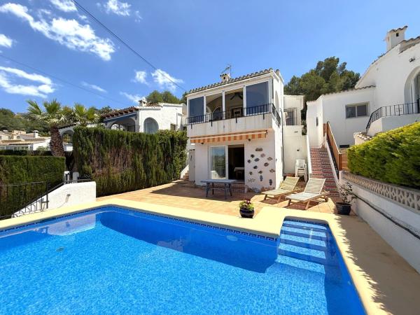 Casa o chalet independiente en Calle Pintor Tàpies, Paichi, Moraira photo 1