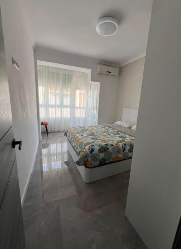 Venta de piso en Piso en Plaza de Canalejas s/n, Centro Tradicional, Alicante / Alacant, Alicante / Alacant
photo 3