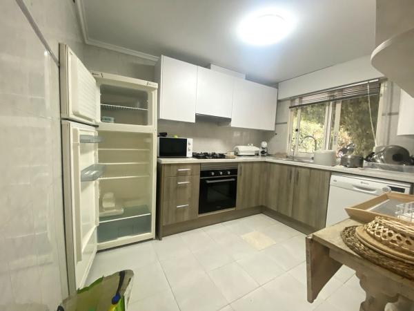 Chalet independiente en venta en Casa o chalet en Les Rotes/Las Rotas, Denia, Denia
thumbnail 2