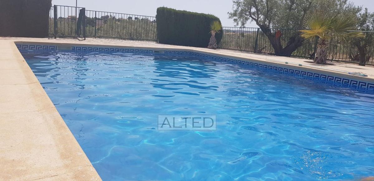 Недвижимость на продажу и в аренду в Испании photo 2