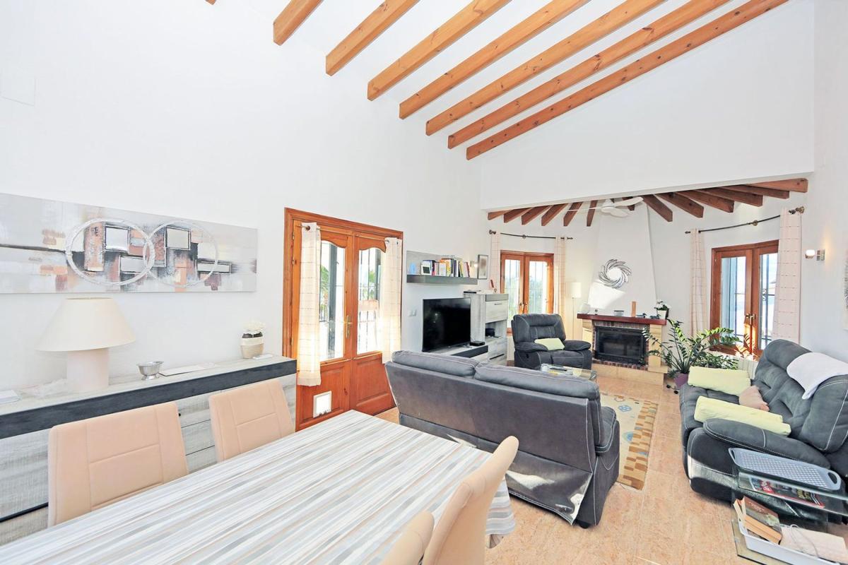 Properties for sale and rent in Spain photo 3