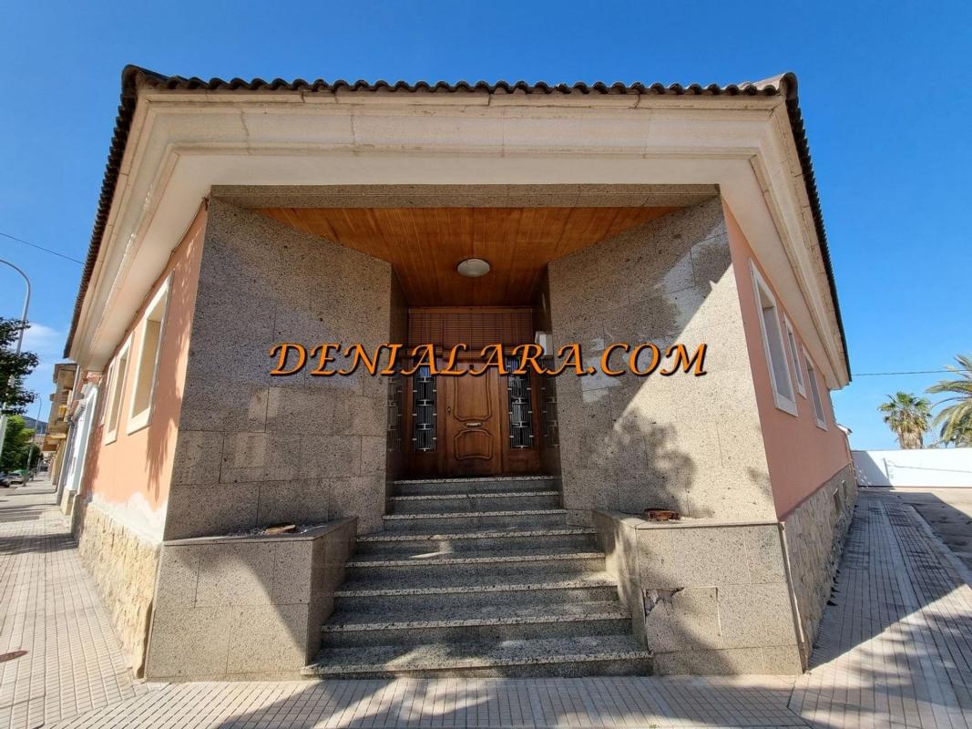Продажа отдельного шале в Casa o chalet en Pego, Пего photo 1