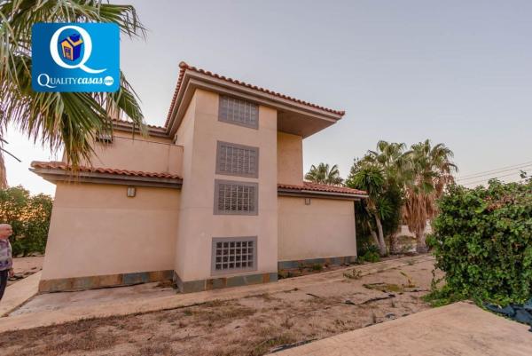 Chalet independiente en venta en Casa o chalet en Busot, Busot
photo 1