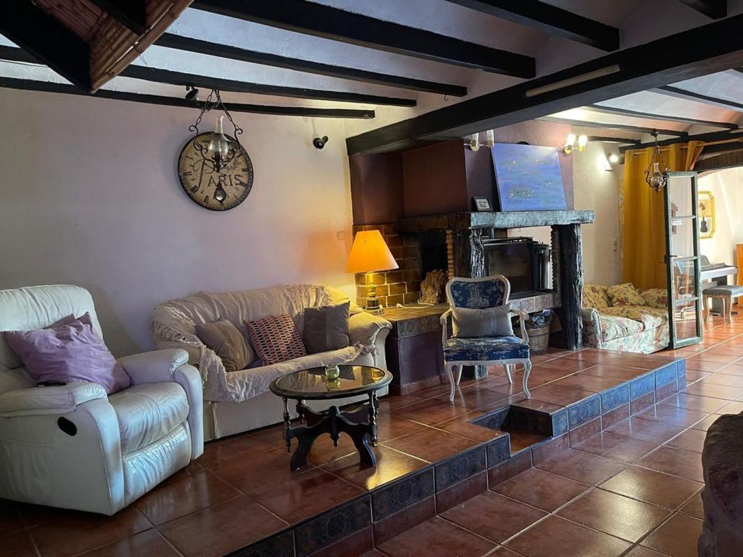 Properties for sale and rent in Spain photo 2