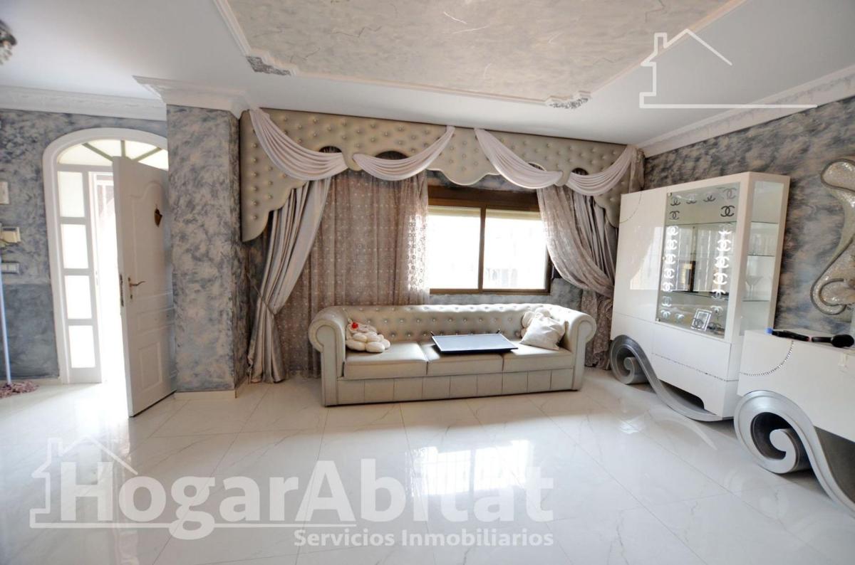 Properties for sale and rent in Spain photo 4