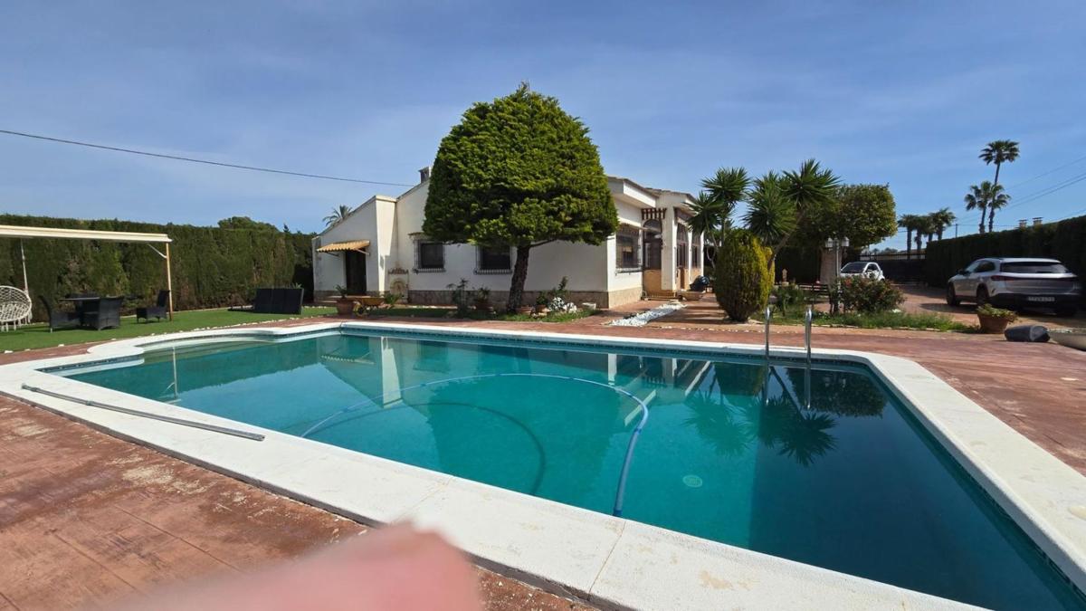 Properties for sale and rent in Spain photo 1