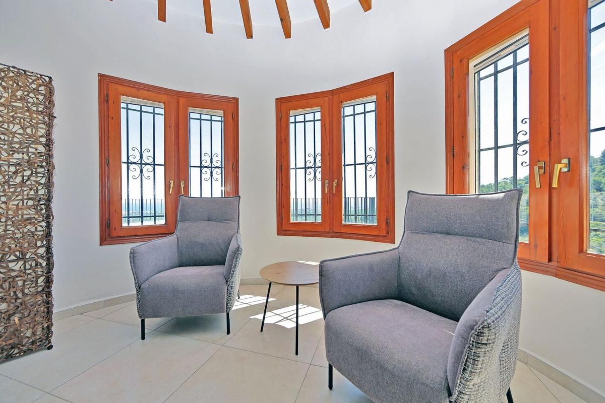 Properties for sale and rent in Spain photo 4