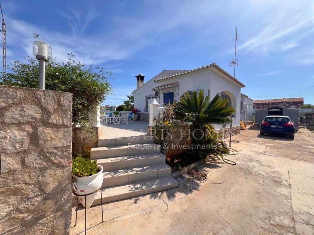 Properties for sale and rent in Spain photo 2