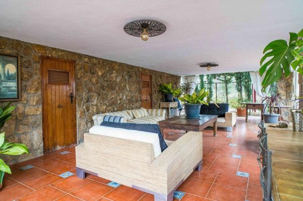 Independent chalet for sale in Casa o chalet en Petrer, Petrer
thumbnail 3