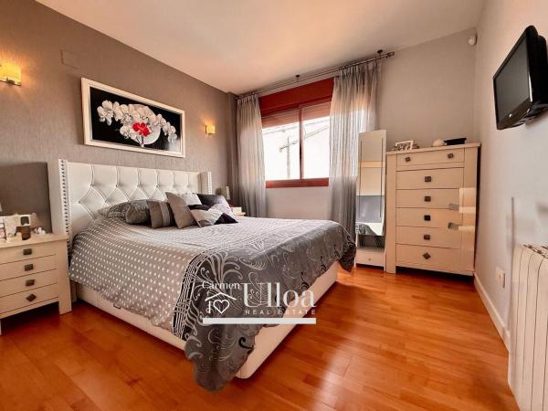 Продажа квартиры на Piso en Calle Médico Andrés Boldó, Paus, Alicante / Alacant, Аликанте / Алакант
photo 1