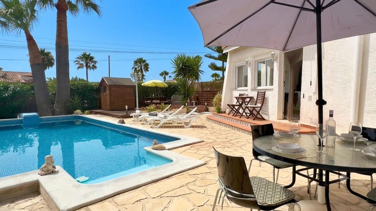 Properties for sale and rent in Spain photo 2