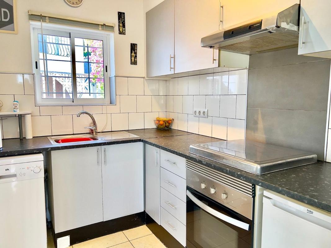 Properties for sale and rent in Spain photo 4