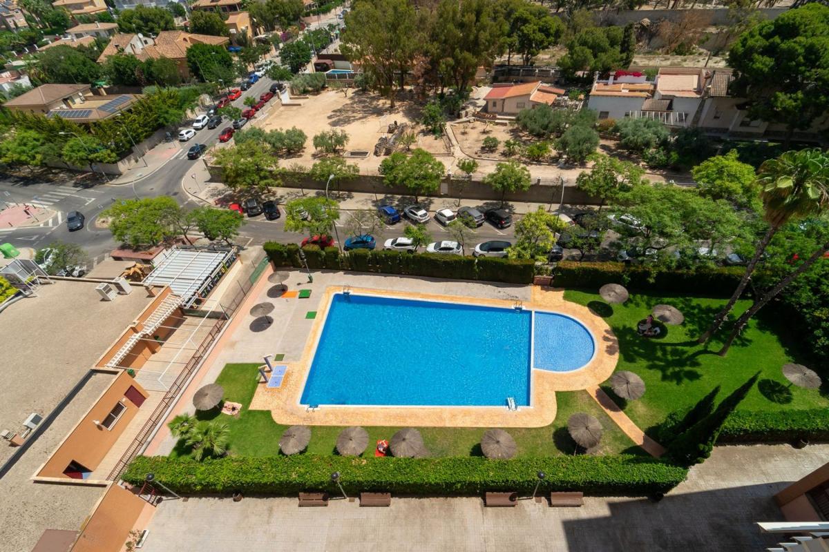 Продажа квартиры на Piso en Avenida Pintor Xavier Soler, 13, Garbinet - Parque de las Avenidas, Alicante / Alacant, Аликанте / Алакант
 photo 4