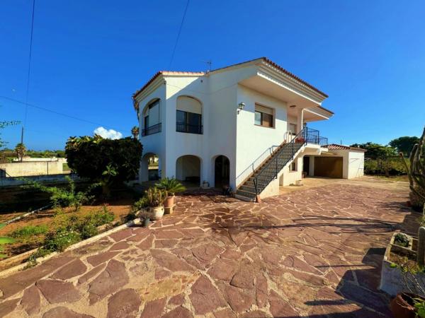 Частный шале на продаже в  Casa o chalet en Partida Beniadla, La Xara - La Sella - Jesús Pobre, Denia, Дения photo 2
