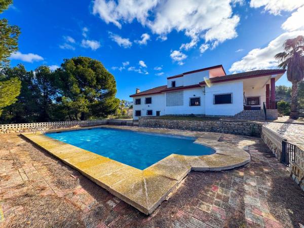 Rustic farm for sale in Finca rústica en Petrer , Petrer photo 1