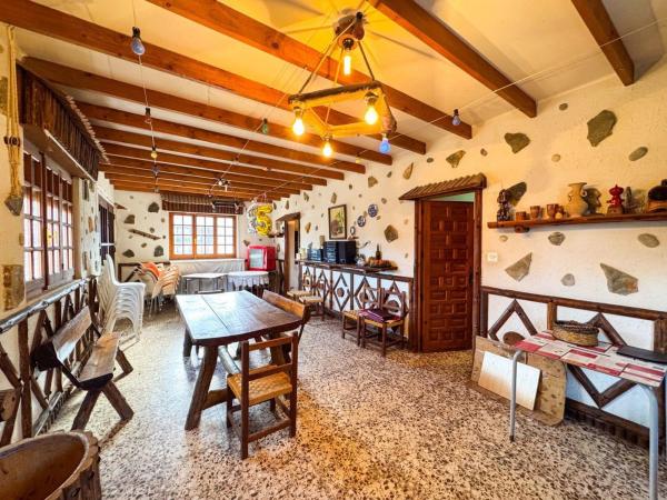 Rustic farm for sale in Finca rústica en Petrer , Petrer thumbnail 2