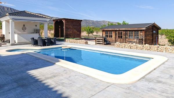 Chalet independiente en venta en Casa o chalet en Pinoso, Pinoso
 photo 2