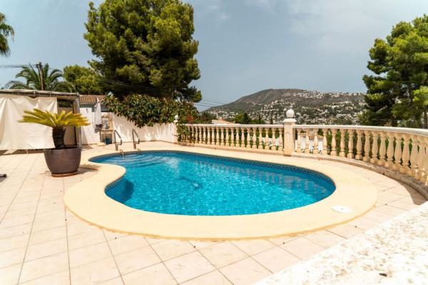 Independent chalet for sale in Casa o chalet en Benimeit-Tabaira, Moraira, Moraira
thumbnail 2