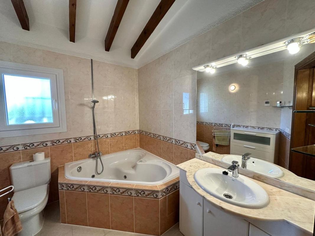 Недвижимость на продажу и в аренду в Испании photo 4