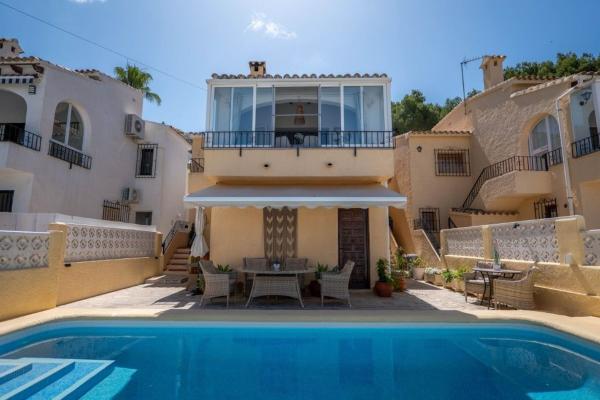 Частный шале на продаже в  Casa o chalet en Paichi, Moraira, Морайра photo 2