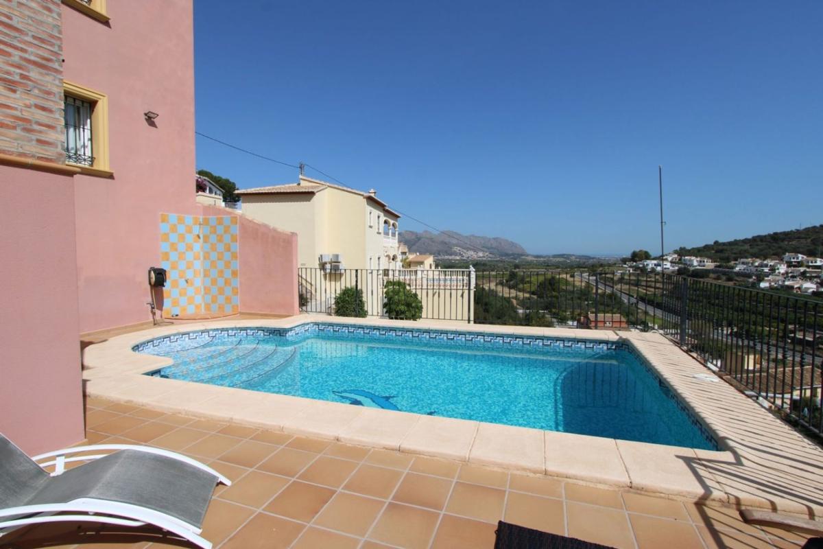 Venta de chalet independiente en Casa o chalet en Orba, Orba
 photo 2
