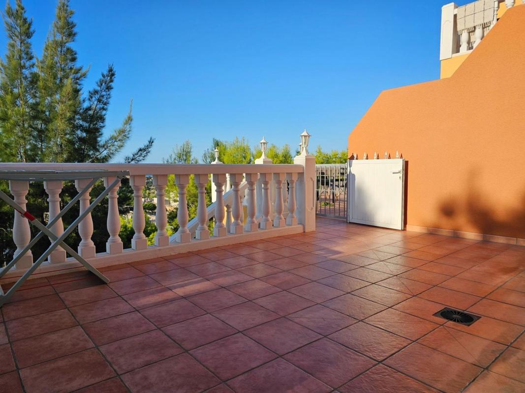 Properties for sale and rent in Spain photo 3