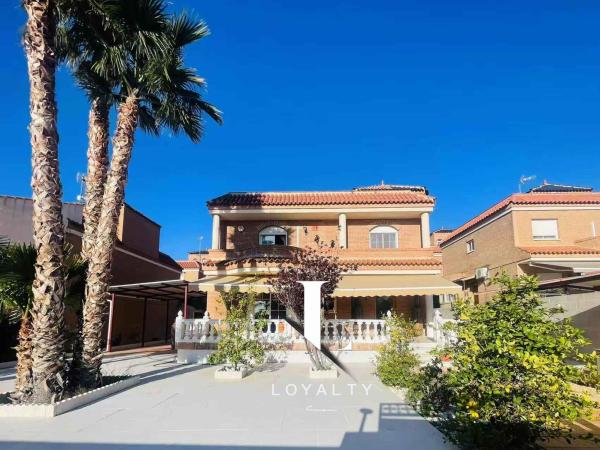 Casa o chalet independiente en Paseo de Ronda, 20, La Galia-Bonavista, Elche / Elx photo 1