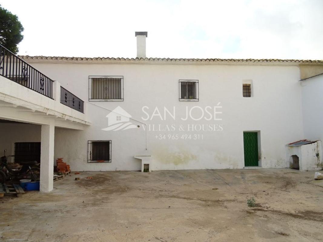 Propiedades en venta y alquiler en España photo 5