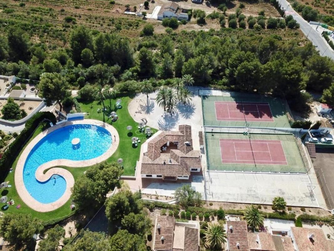 Properties for sale and rent in Spain photo 3