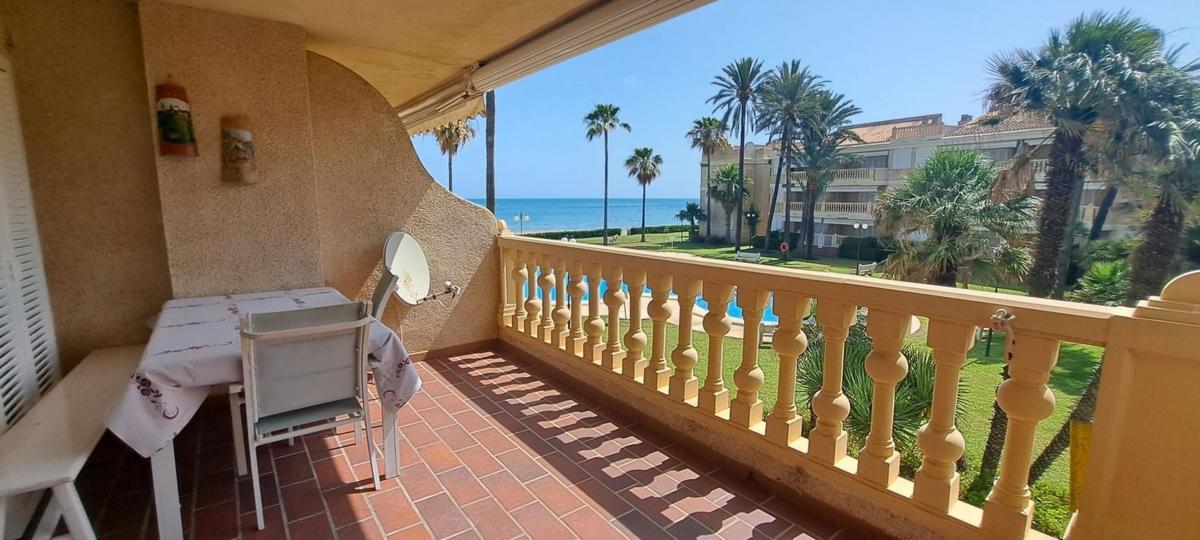 Sale of apartment in Piso en Carretera de les Marines a Dénia, Les Bovetes-La Felicidad, Denia, Denia
photo 1
