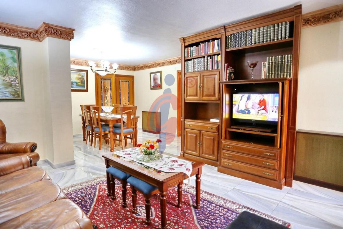 Venta de piso en Piso en Calle General O'Donnell, 11, Ensanche-Diputación, Alicante / Alacant, Alicante / Alacant
 photo 2