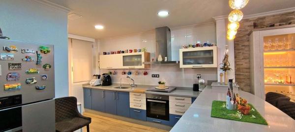 Chalet adosado en Zona Universidad, Elche / Elx thumbnail 2
