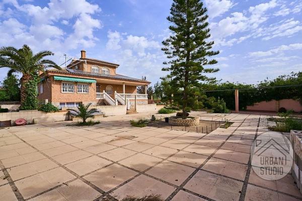 Casa o chalet independiente en Calle de la Baiona Alta, Villamontes-Boqueres, San Vicente del Raspeig photo 1