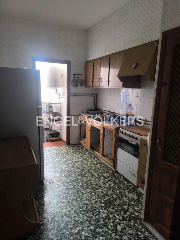 Properties for sale and rent in Spain photo 5