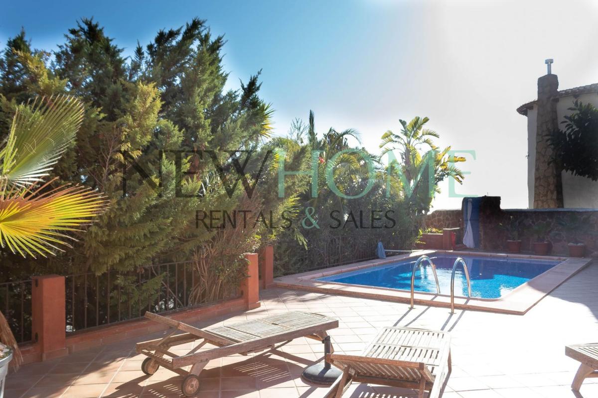 Properties for sale and rent in Spain photo 3