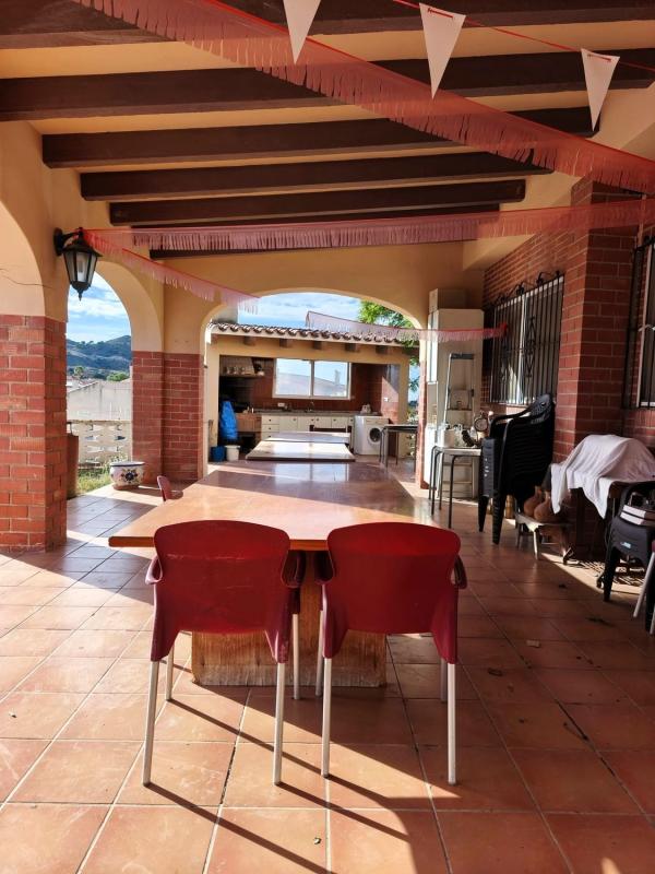 Propiedades en venta y alquiler en España photo 2
