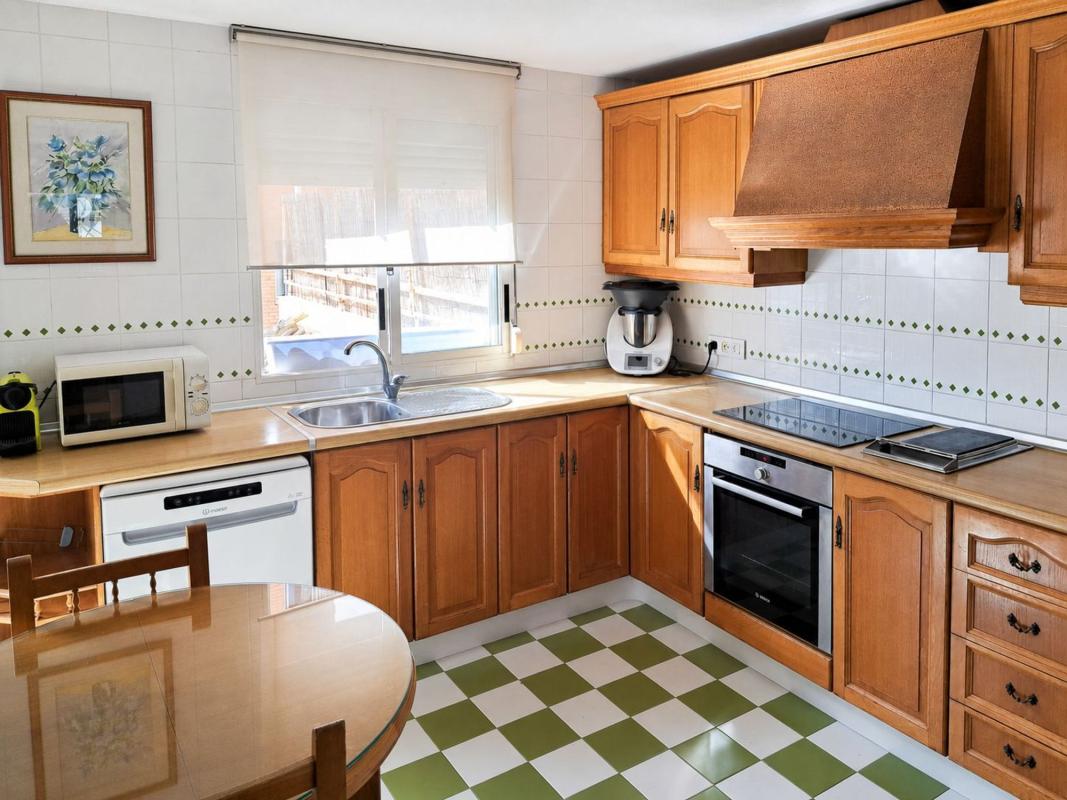 Недвижимость на продажу и в аренду в Испании photo 5